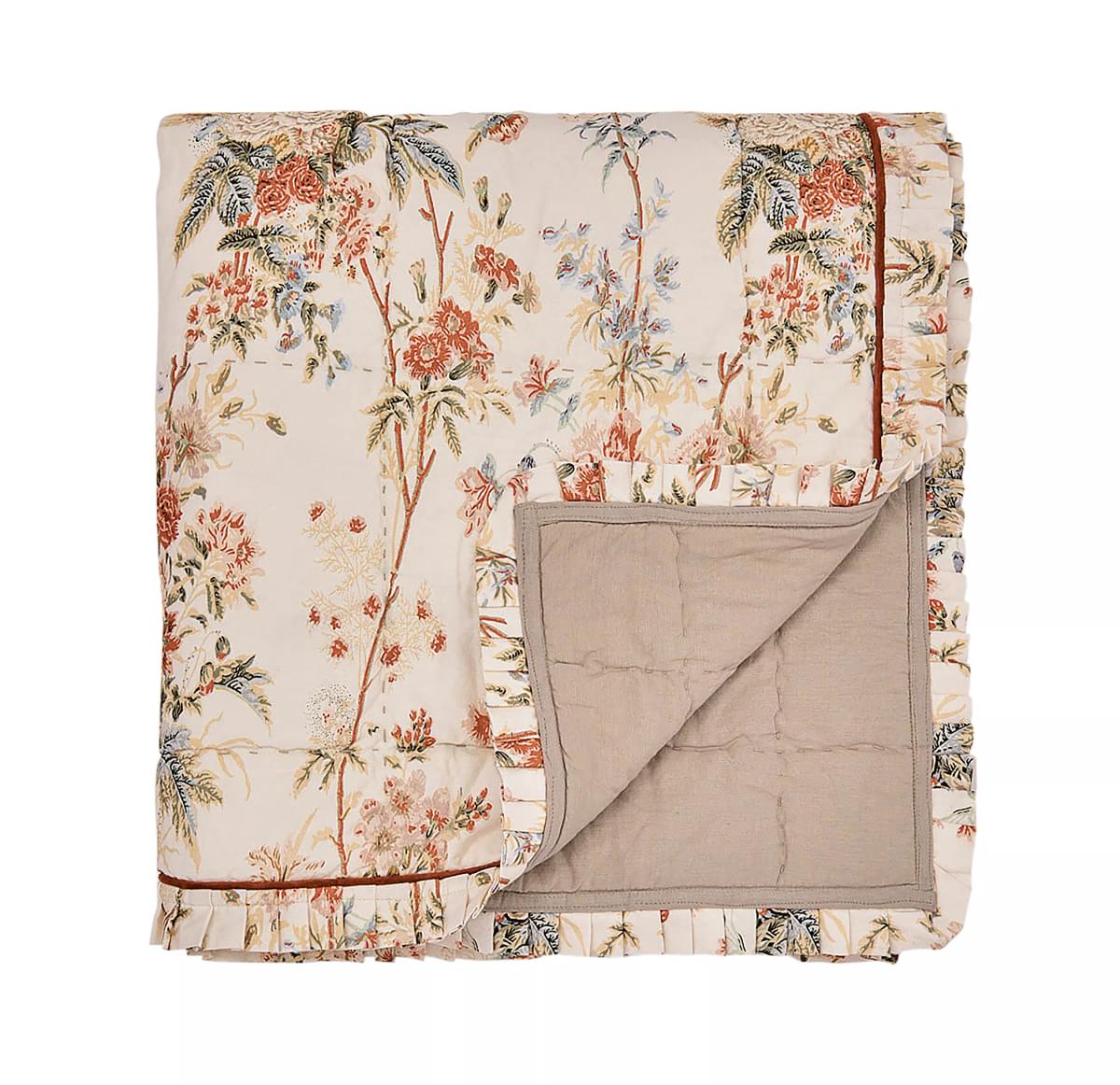 Lakeland Paradis Quilted Throw By Sanderson X Giles Deacon In Carmine